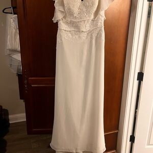NWT, Ivory wedding dress